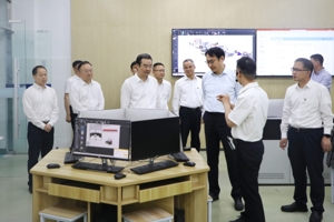 赵岩调研淮阴工学院
